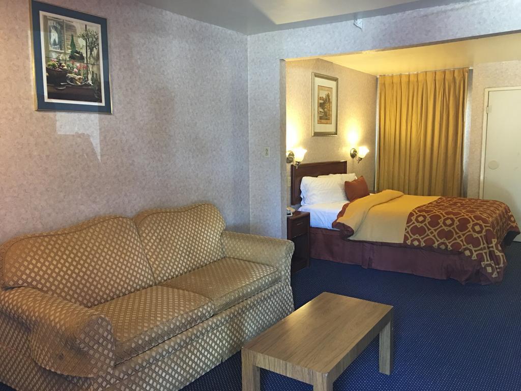 Executive Suites Inn Westminster Dış mekan fotoğraf